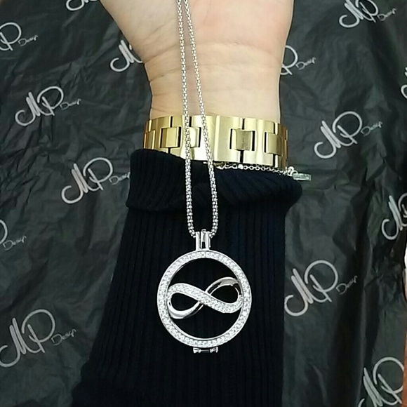 Interchangeable locket - Picture 1 of 1