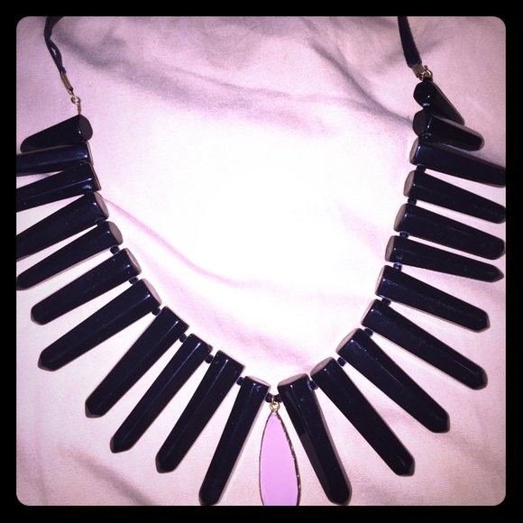 Statement necklace