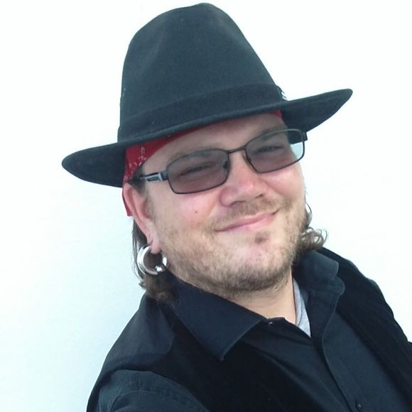 Meet your Posher, Jon - Picture 1 of 1