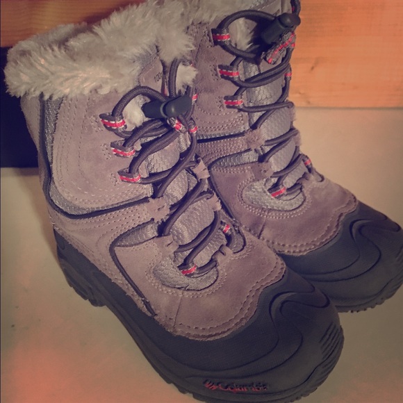 Columbia girls snow boots