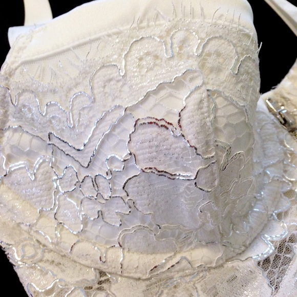 🌺 VICTORIAS SECRET LONGLINE LINED DEMI FOIL LACE - Picture 2 of 5