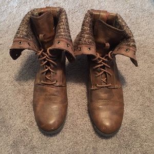 AEO brown combat boots