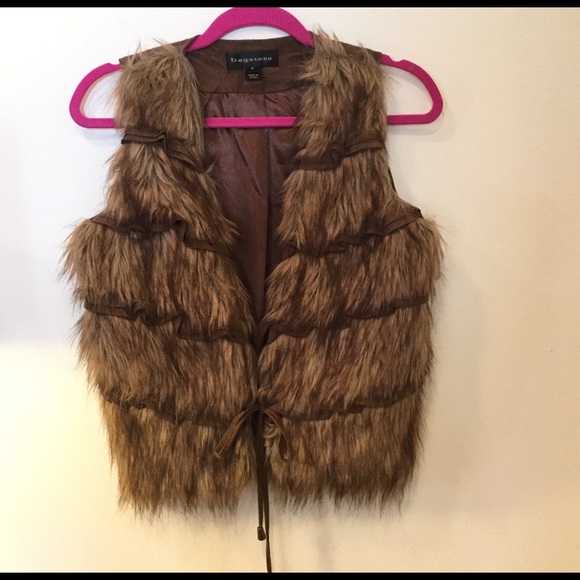 Bagatelle Faux fur Vest!