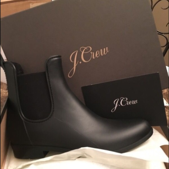Matte Chelsea rain boots