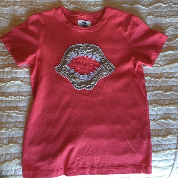Mini Boden shark shirt