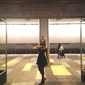 Meet your Posher, Lacy