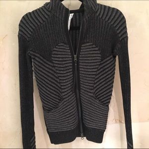 Lululemon sweater