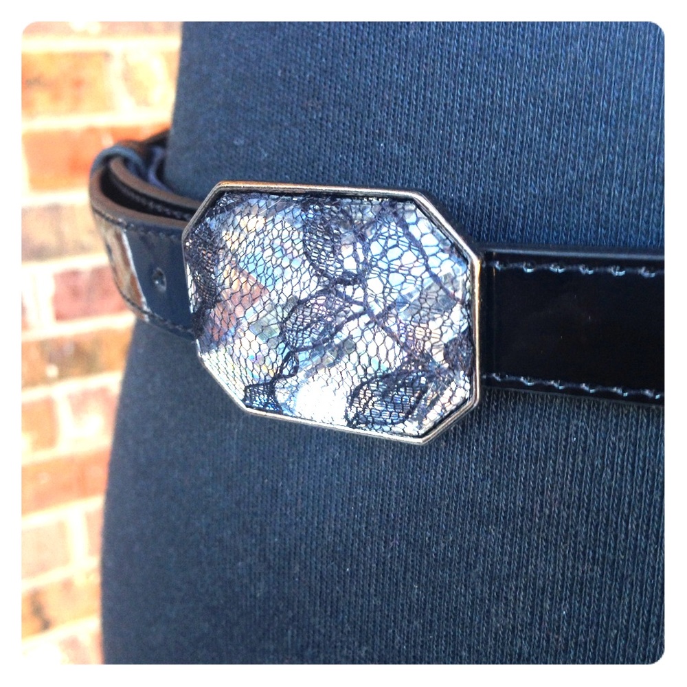 Black Belt, Gemstone Buckle. (NWOT) Adjustable M/L