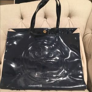 Tory Burch Navy tote with tan on the sides!