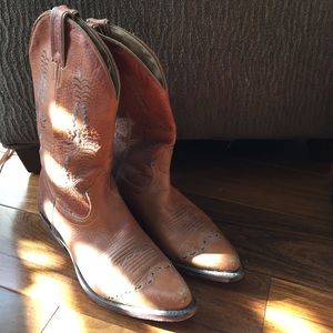 Brown Boulet Cowboy Boots