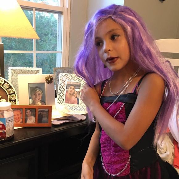 Meet your Posher, Ilse - Picture 1 of 1