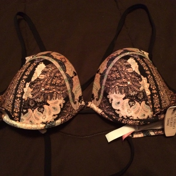 Victoria's Secret Fabulous Push Up Swimsuit 34DD