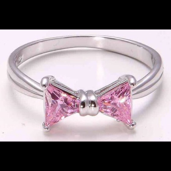 Pink bow ring