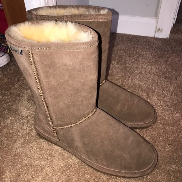 Women's Bearpaw Boots