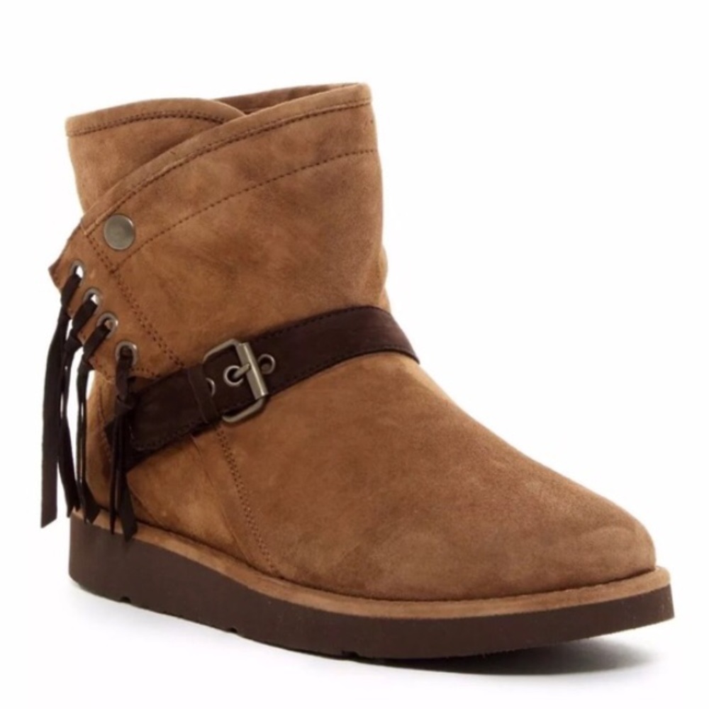 🆕UGG LUXE KARISA NWT boots🐨🐨 - Picture 2 of 4
