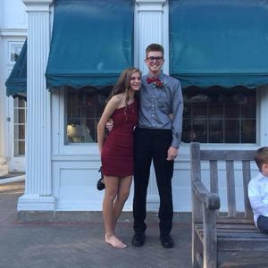 Meet your Posher, Zach