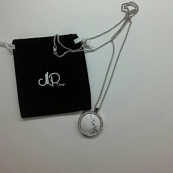 Interchangeable locket - Picture 4 of 4