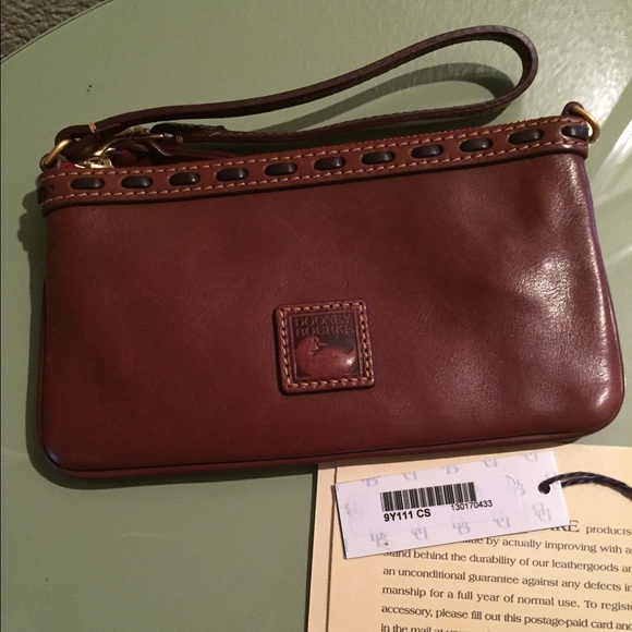 D&B Chestnut Florentine Large Slim Wristlet - Picture 1 of 4