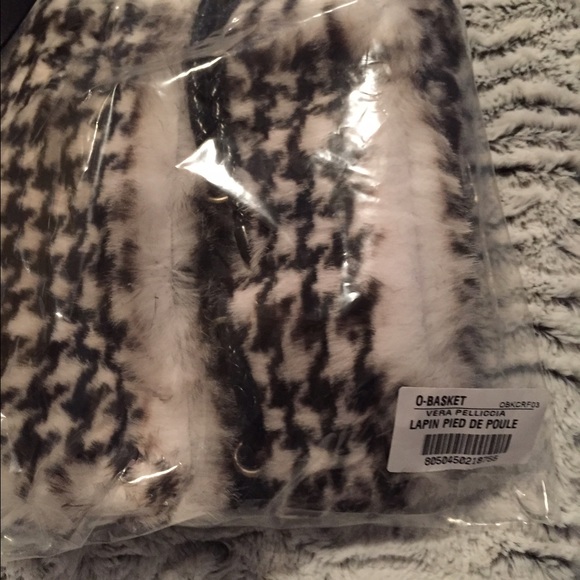 OBag rubber bucket purse - Picture 4 of 4