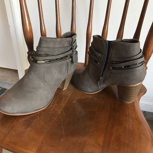 Liliana ankle boots