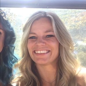 Meet your Posher, Lisa