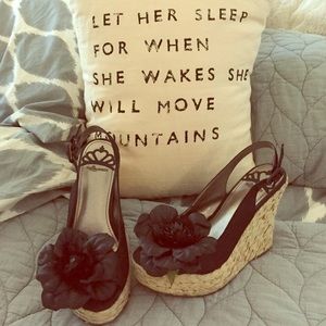 Peep-toe Fergalicious by Fergie black floral wedge