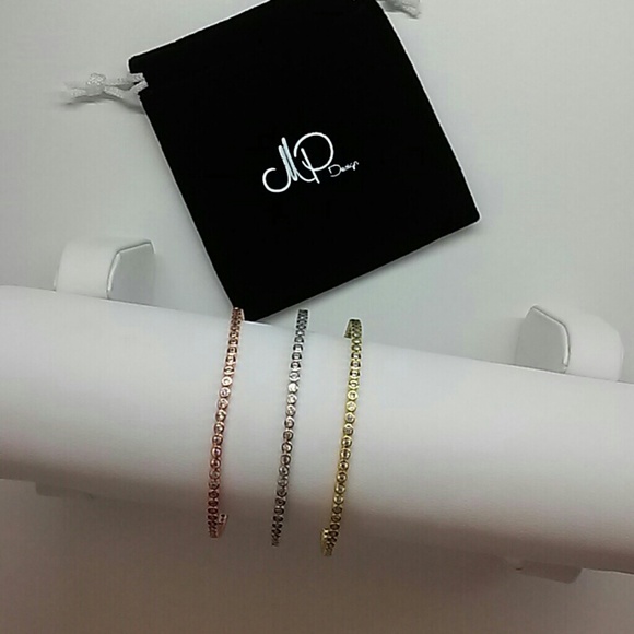 Bangal set - Picture 1 of 2