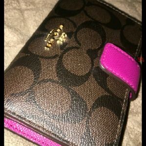 Womens Coach wallet