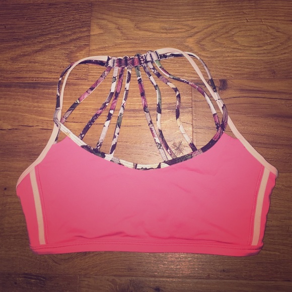 CYBER MONDAY DISCOUNT Lululemon sports bra
