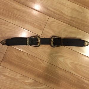 Double Buckle Hip Belt