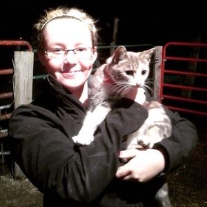 Meet your Posher, Lynn