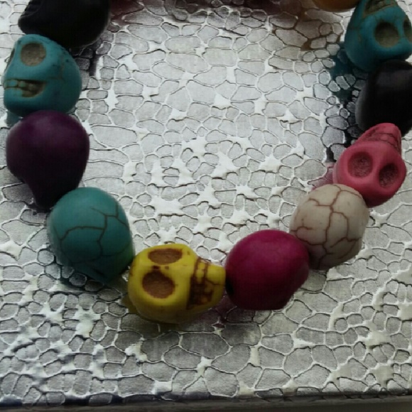 Skull Stretch Bracelet Brand New