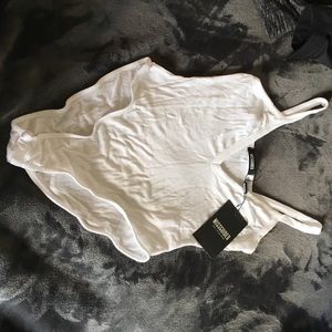 NWT Missguided white V neck cami body suit