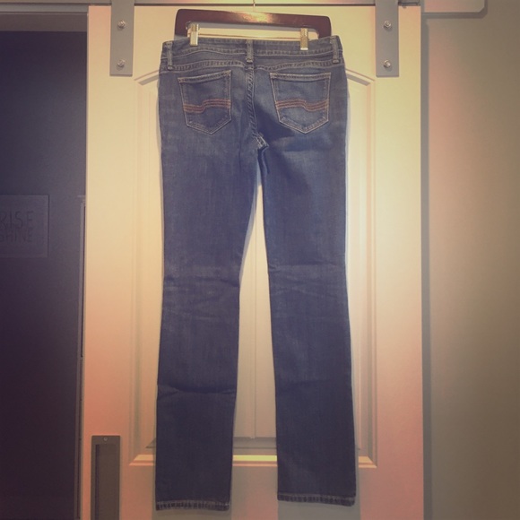 A.N.A. Jeans. Size 28/6. Skinny. Regular length.