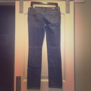 A.N.A. Jeans. Size 28/6. Skinny. Regular length.