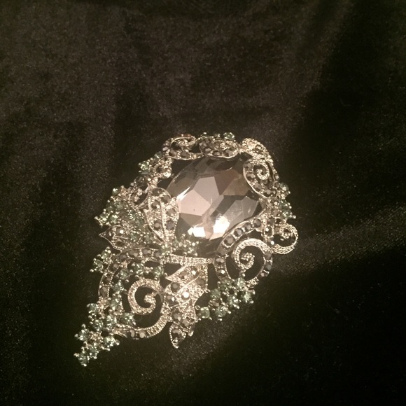 Gray and silver brooch * MAKE OFFER*