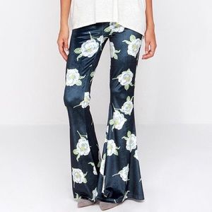 MINKPINK Oriental Bloom Velvet Pants