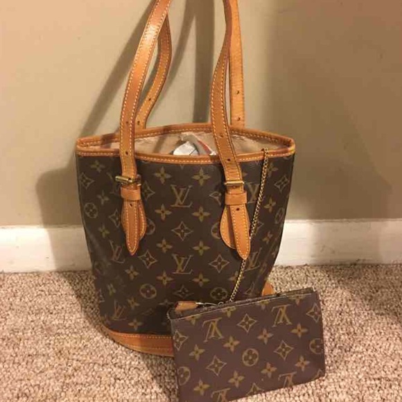💯Authentic Louis Vuitton PM Bucket Bag with pouch
