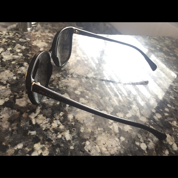 Used great condition - Picture 2 of 3