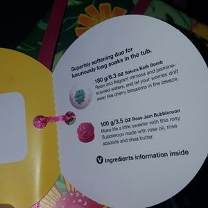 LUSH Bath Bombs  2in1