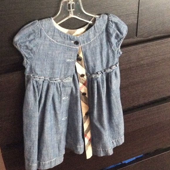 Burberry denim size 9M 🍓sold🍓