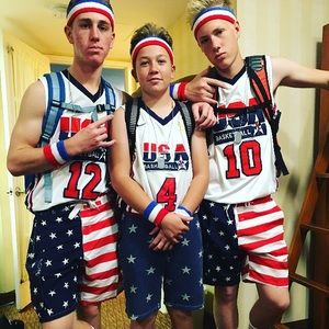 Meet your Posher, Bennett