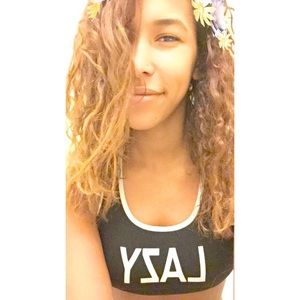 Meet your Posher, Toni