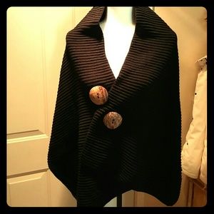 🆕Large Button Knitted Wrap❄NWOT