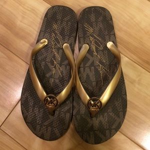 Michael Kors Flip Flop