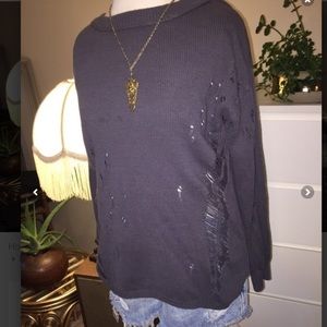 Rubbish by Nordstrom distressed sweater🤓