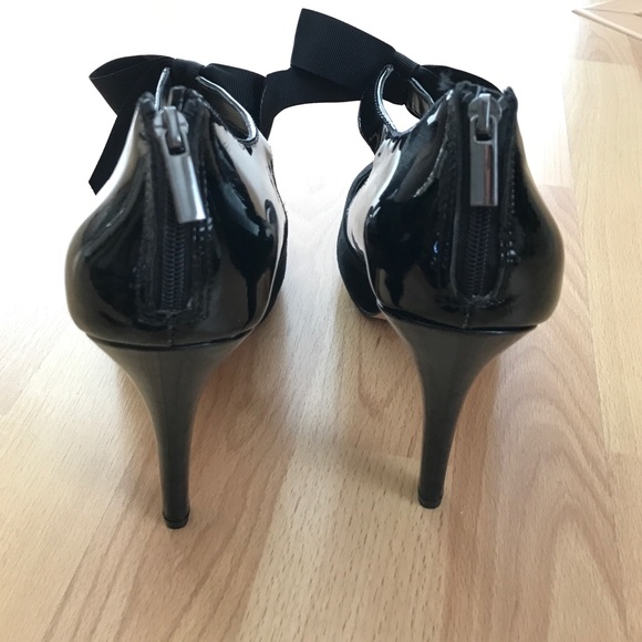 Ribbon Tie Suede/Patent Peeptoe Heel - Picture 3 of 4