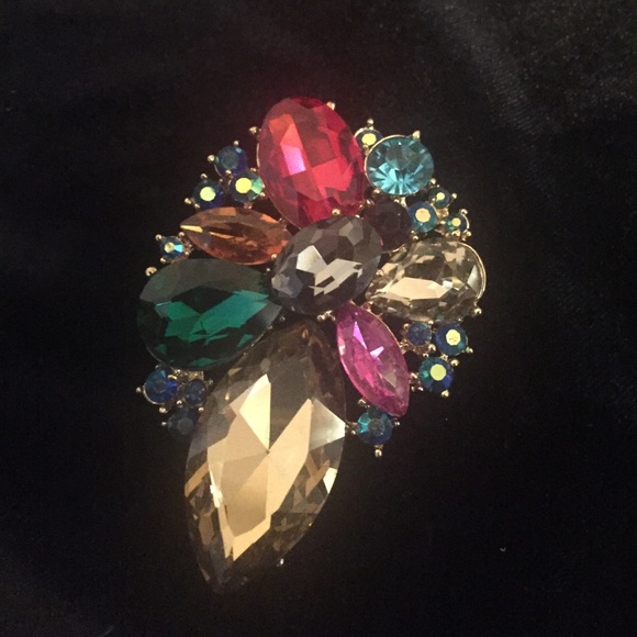 Brooch