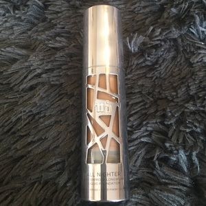 UD all nighter, shade 11.0