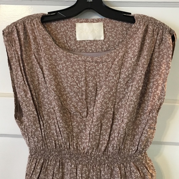 Sundress - Picture 2 of 4